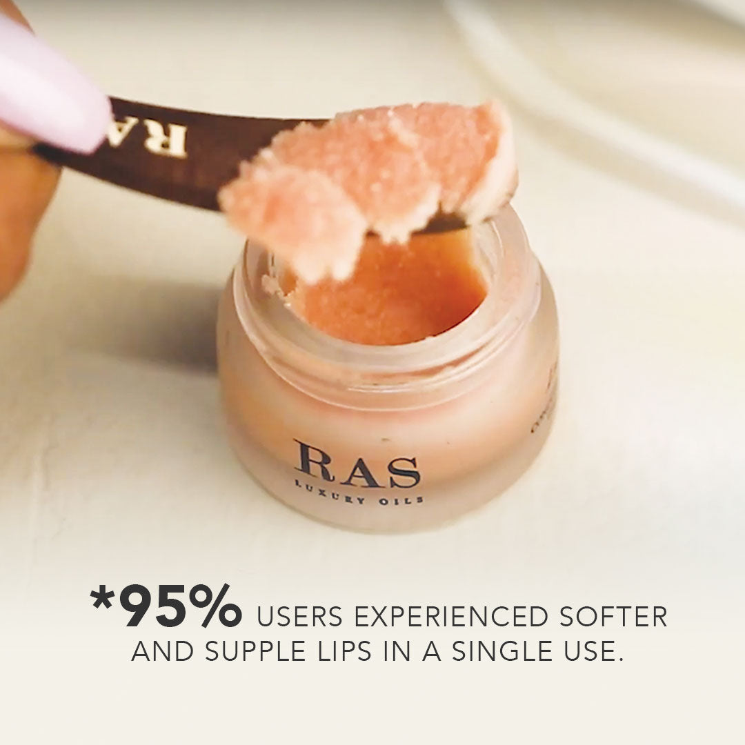 LUSH LIPS Conditioning & Brightening Lip Scrub